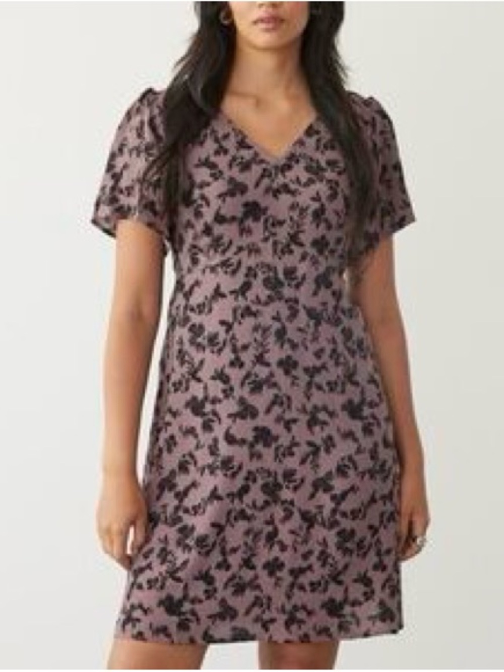 Reitmans Botanical Mauve & Black Floral Print V-Neck Short Sleeve Dress